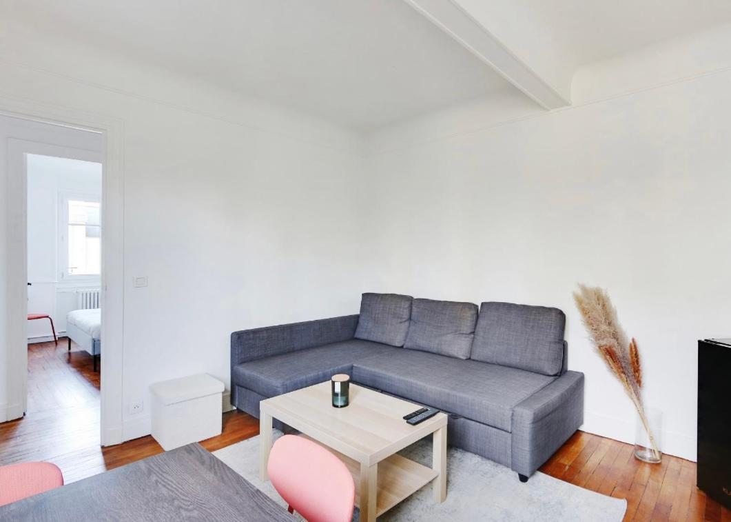 Appartement, Coeur Des Batignolles Montmartre * Parigi